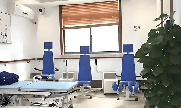 深圳积分入户差2分怎么办_中国男篮，天上掉下个王俊杰？ 尊敬她是长辈尽管需要